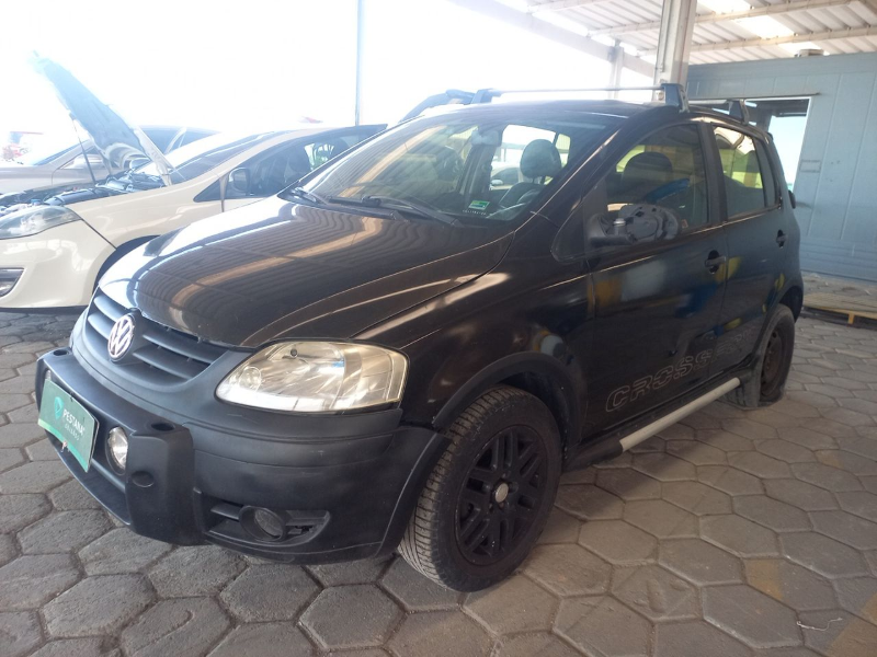 Volkswagen Crossfox 2006 em leilão