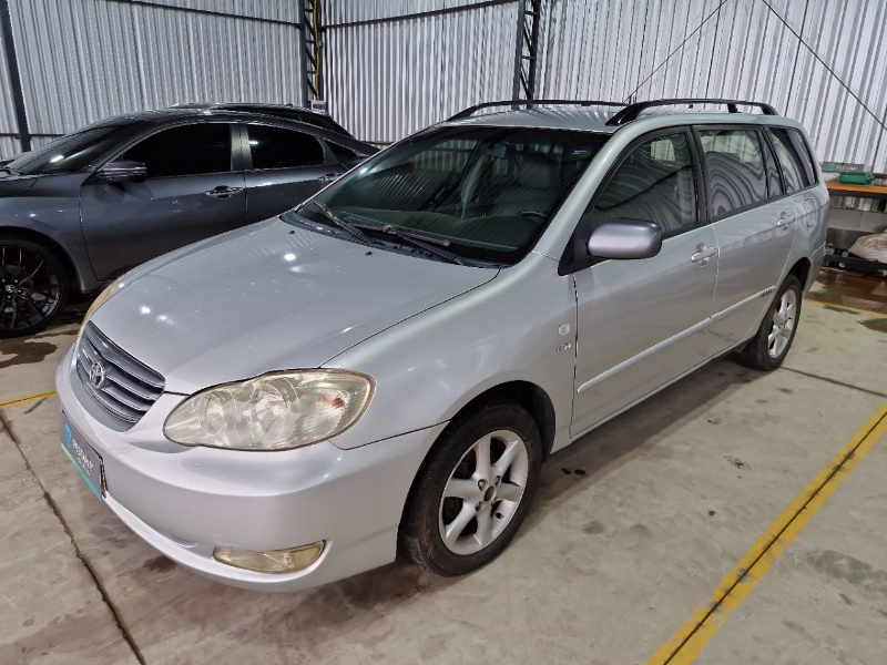 Toyota Fielder 2005 em leilão — SP