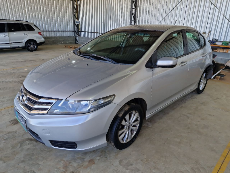 Honda City 2013 em leilão