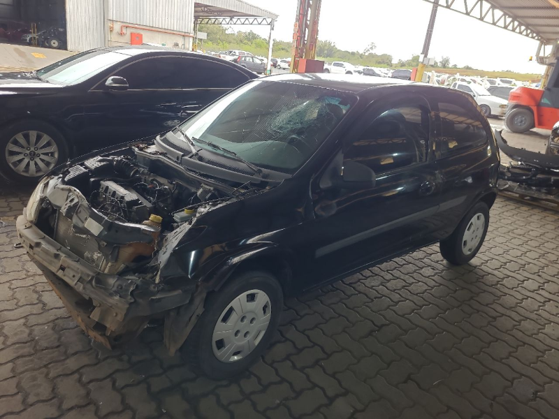 Chevrolet Celta 2003 em leilão