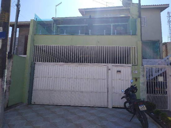 Casa em leilão em Cotia