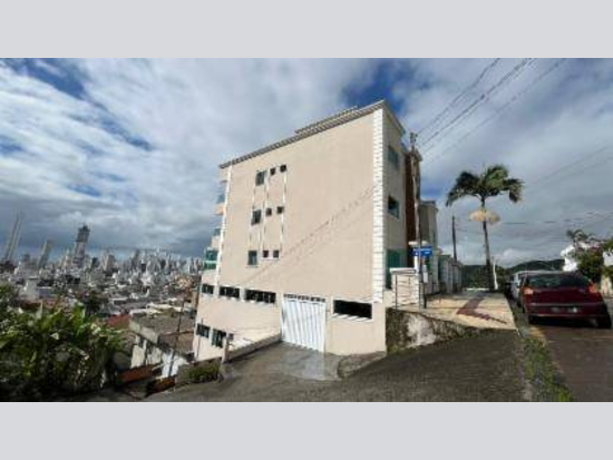 Casa em leilão em Balneário Camboriú
