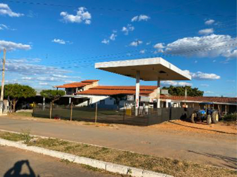 Prédio no Cachoeira do Manteiga (foto 8 de 8)