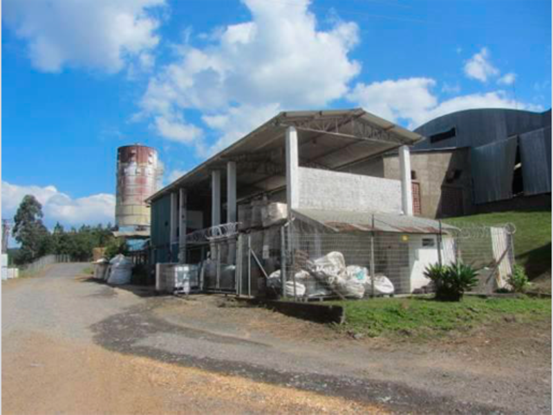 Galpão no Dist. Industrial II (foto 15 de 23)