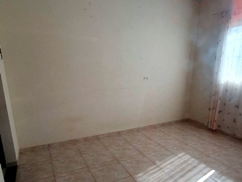 Casa no Res. José Benedito de Siqueira (foto 5 de 8)