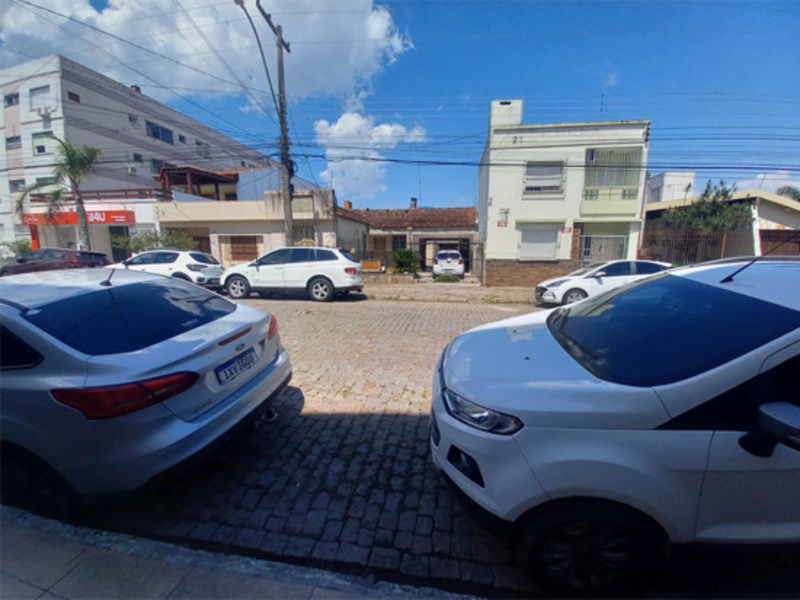 Prédio no Centro (foto 2 de 5)