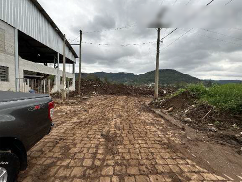 Terreno no São José (foto 6 de 6)