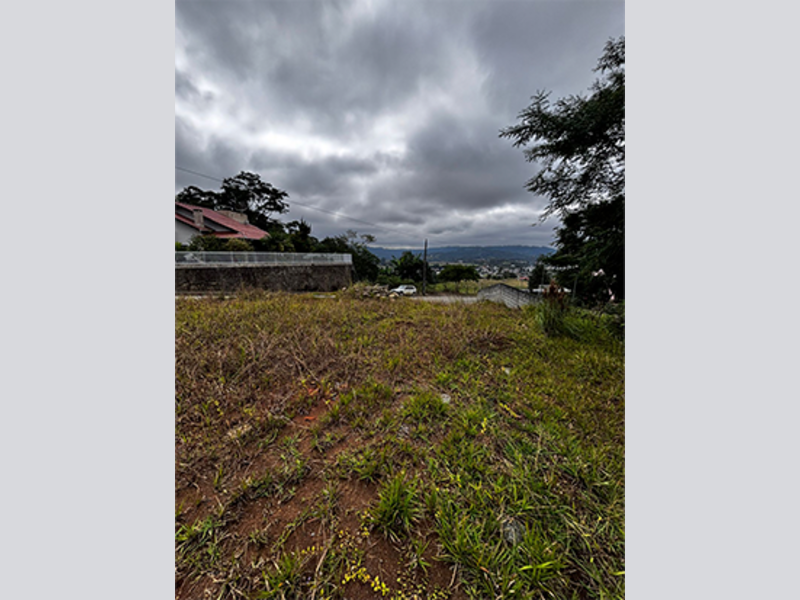 Terreno no Seminário (foto 4 de 5)