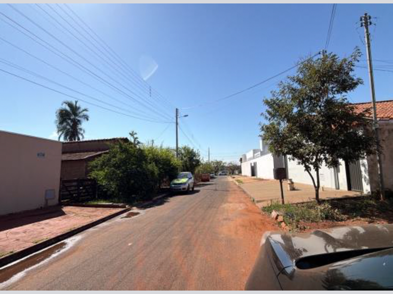 Casa no Parque Primavera em Quirinópolis/GO — foto 1