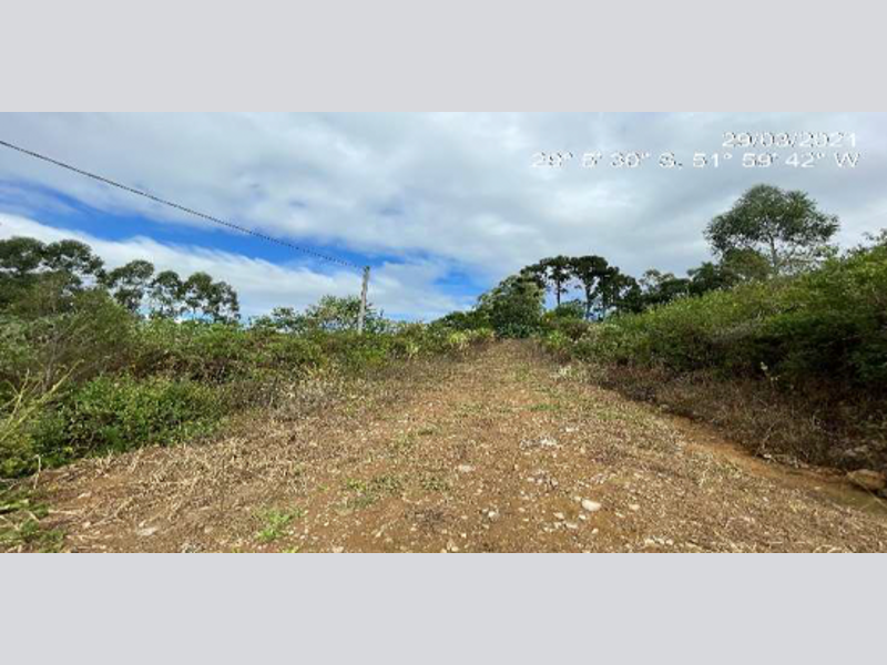 Terreno no Lot. Resi. Nos. Sr.ª da Salete (foto 4 de 5)