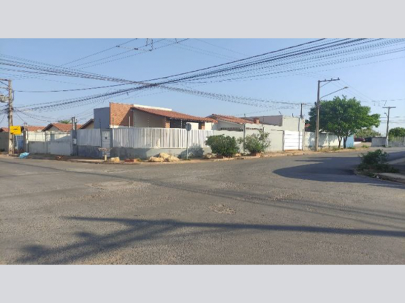 Casa no Lot. Residencial Iza Therezin. (foto 2 de 7)