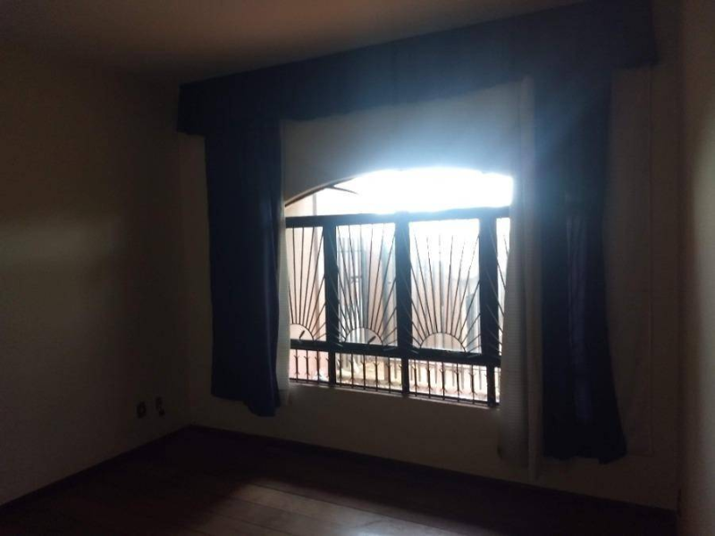 Casa no Jardim Champagnat (foto 22 de 23)
