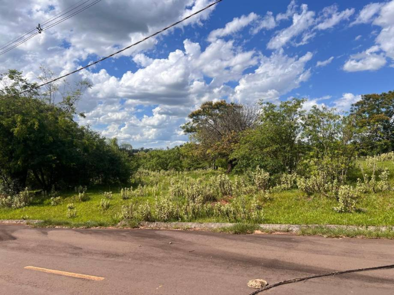 Terreno no Perola (foto 32 de 35)