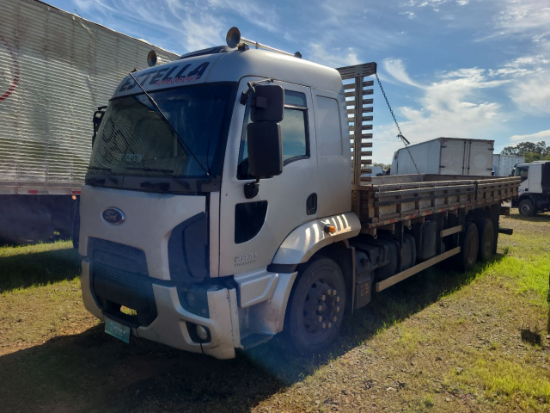 Ford Cargo 2431 L 2018 2019 Diesel